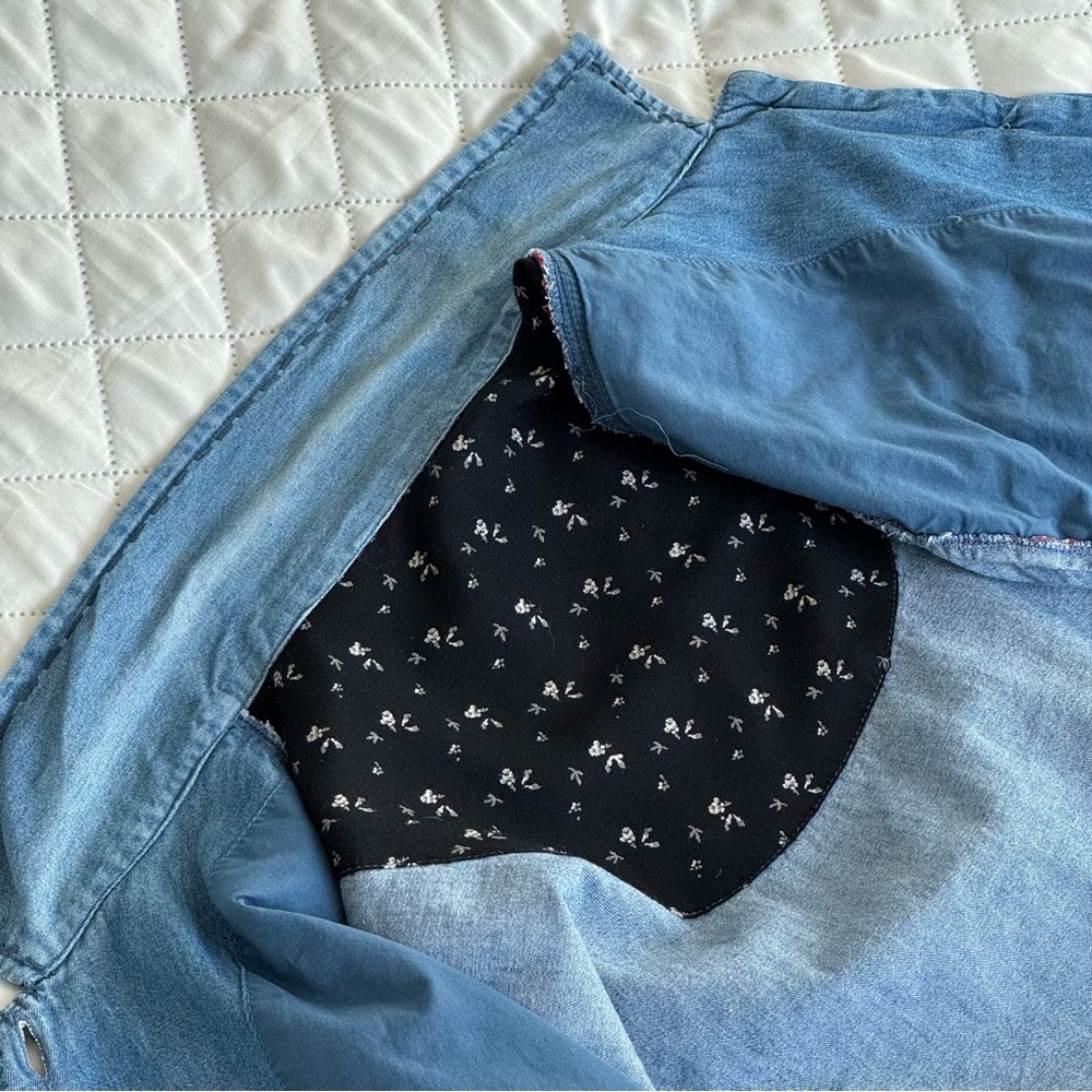 Vintage Patchwork Denim Jacket – Handmade Quilt Style 🧵 M–L - Picture 11 of 15